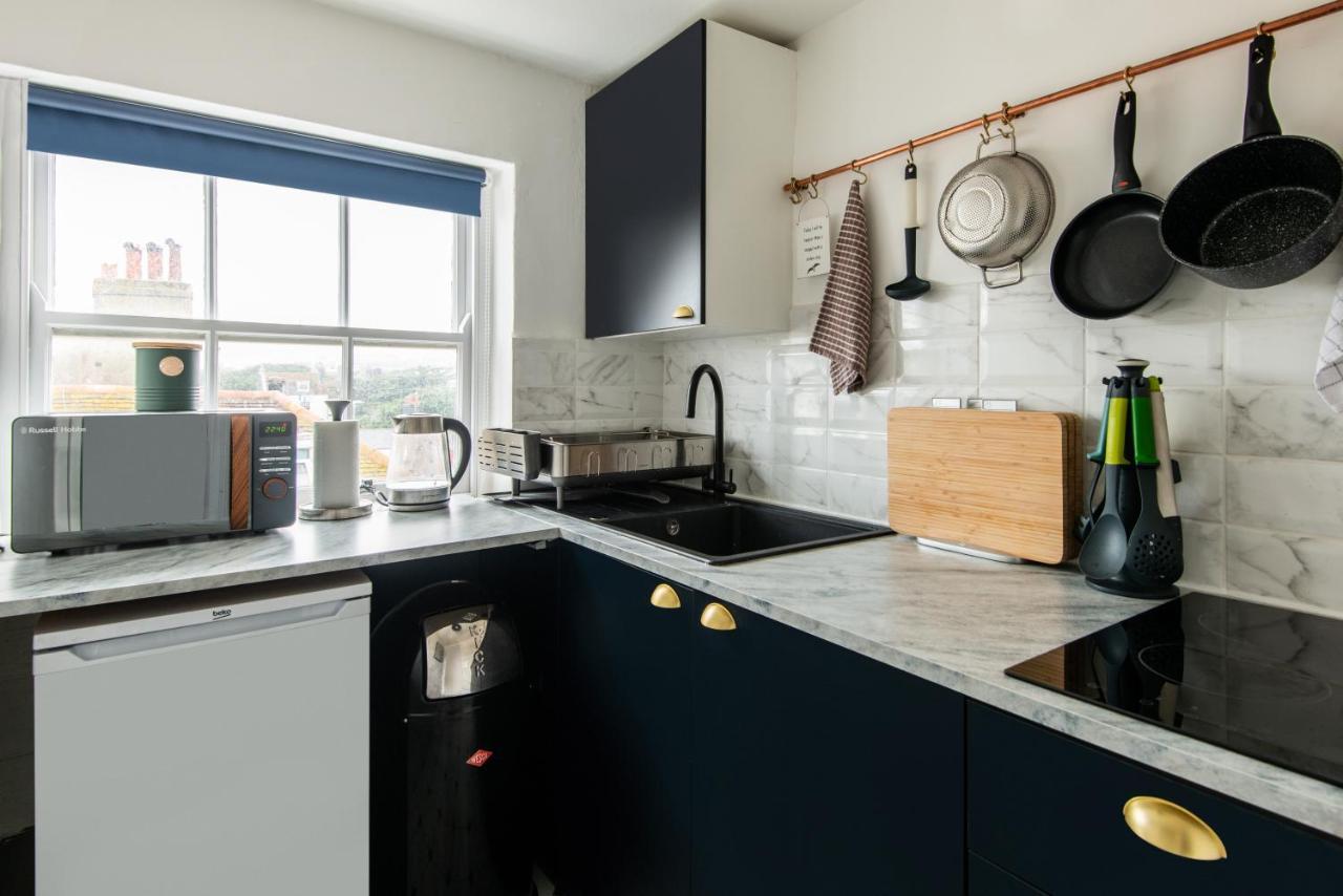 Central One-Bedroom, 99 Steps To The Sea Brighton Exterior photo
